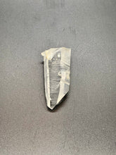 Load image into Gallery viewer, Lemurian Starseed Quartz Crystal Point