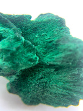 Load image into Gallery viewer, Natural Raw Malachite Mineral