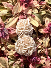 Load image into Gallery viewer, Desert Rose Selenite / Gypsum / Sand Rose / Selenite Rose / Gypsum Rose / Natural Crystal Gemstones
