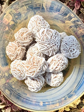 Load image into Gallery viewer, Desert Rose Selenite / Gypsum / Sand Rose / Selenite Rose / Gypsum Rose / Natural Crystal Gemstones
