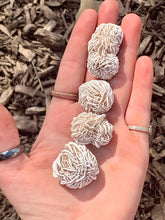 Load image into Gallery viewer, Desert Rose Selenite / Gypsum / Sand Rose / Selenite Rose / Gypsum Rose / Natural Crystal Gemstones